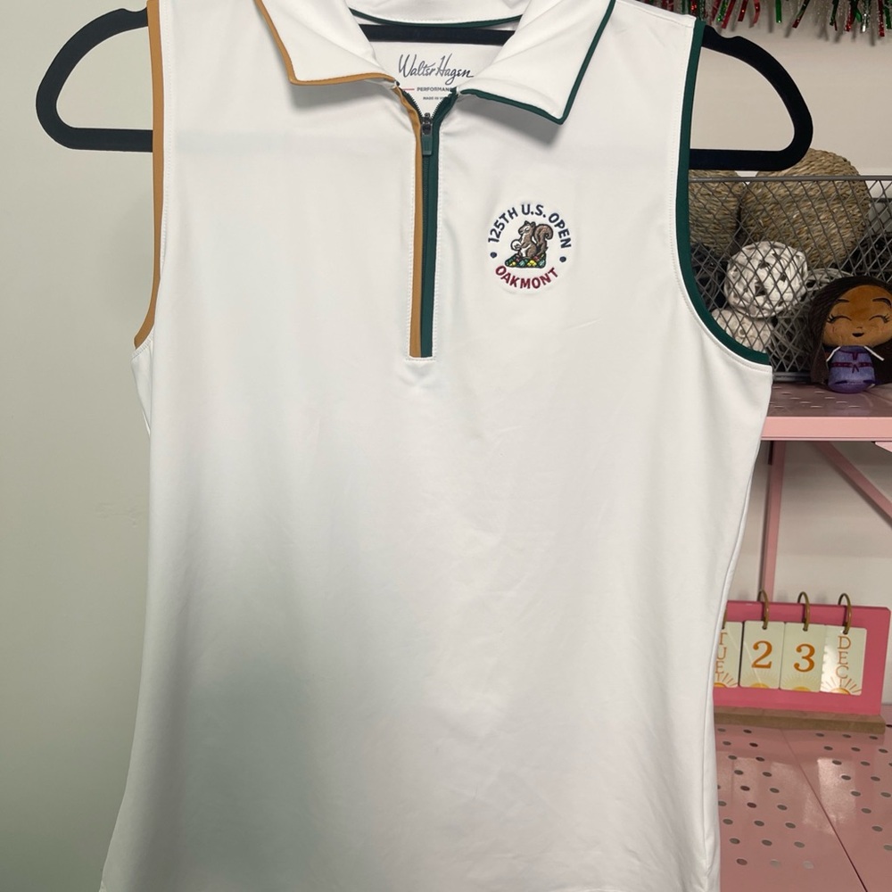 Walter Hagen White Golf Polo with Embroidered Squirrel Logo